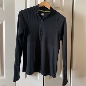 Hind 1/4 zip running workout shirt